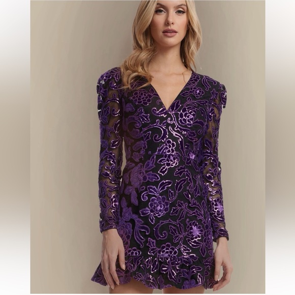 Dress the Population Dresses & Skirts - NWT Dress the Population Purple Black Floral Sequin Kelsey Mini Dress Sz L